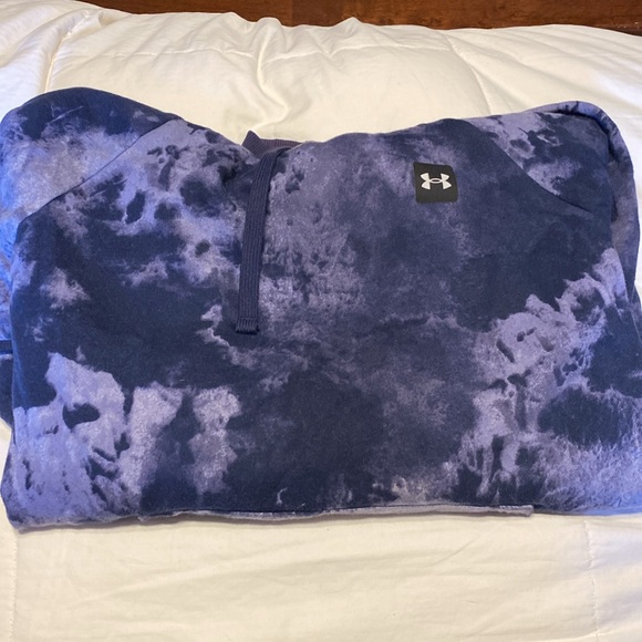 Men’s Under Armour Hoodie - Picture 8 of 8